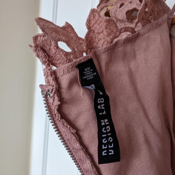 NWOT Design Lab Dusty Pink/Rose Lace dress - Picture 9 of 12